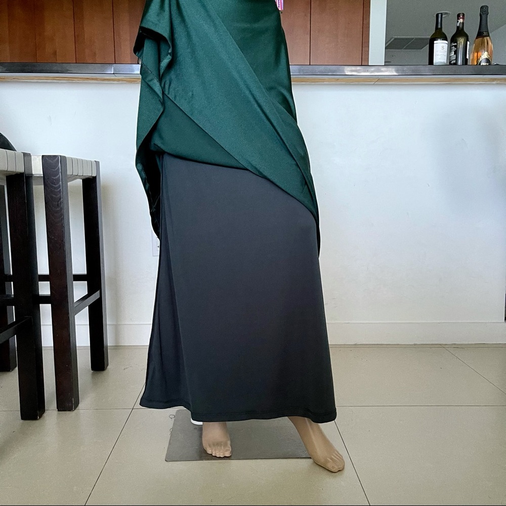 Morgan & Co Cut-out Back Satin Gown - Picture 14 of 15